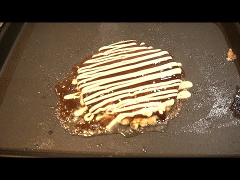 HOW TO MAKE OKONOMIYAKI AT HOME