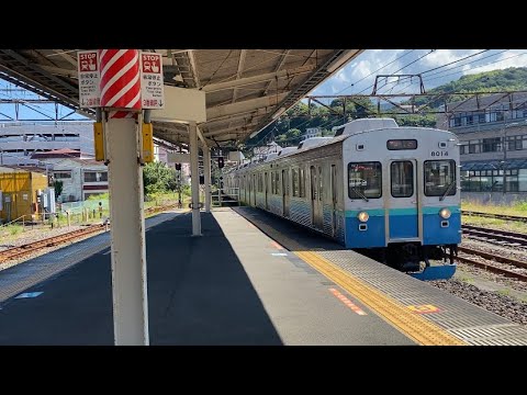 伊豆急8000系 TA4編成 入線シーン@伊東駅