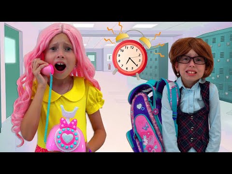 Alice, Wednesday, Stacy + Funny School story for kids and Friendship | Kids Smile TV