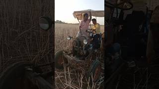 लाइट से चलने वाला ट्रैक्टर। electronic tractors