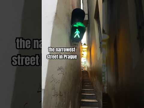 The narrowest street in Prague 😱