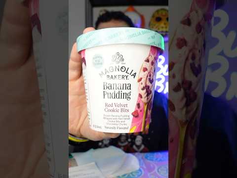 Trying Magnolia Bakery Banana Pudding Red Velvet Cookie Bits! 🍌🔥 #magnoliabakery #bananapudding