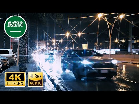 Walking Tour Along Riyadh's Busy Traffic