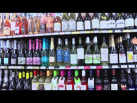 M&R Liquor gets ready for New Years; what people are looking for