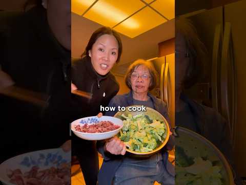 Asian Mom & Daughter Cook Broccoli & Beef 🥦