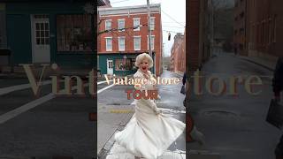 Vintage store tour | Venus on the Halfshell #vintagefashion #vintagestore #vintageshopping