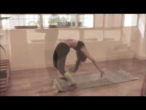 backbends at Ashtanga Yoga Tel Aviv ~ אשטנגה יוגה כפיפות לאחור Drop Back