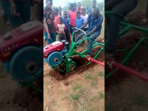 Happy and crazy single-wheel tiller