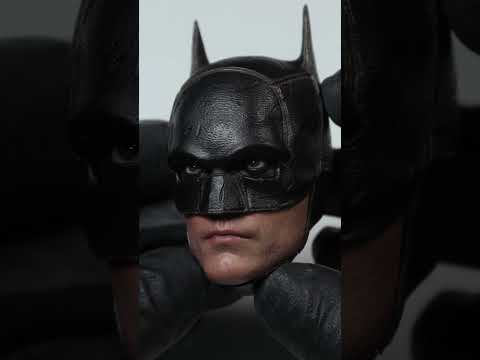 Is this the best cowled Batman Head Sculpt? | Hot Toys The Batman (Deluxe Edition) 1/6 Scale Figure