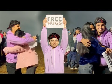 Free Hugs 😍 - India - Strike video