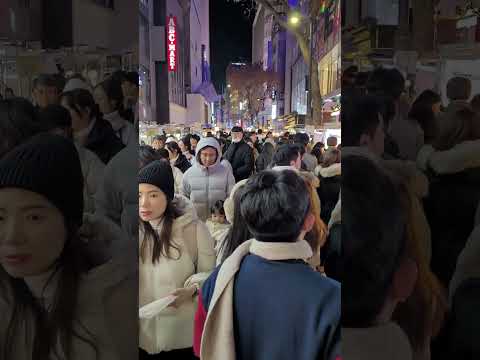 명동크리스마스이브 인파 Dec ,24 2024 Myeongdong Cathedral