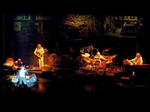 GENESIS - Lilywhite Lilith / The Waiting Room / Anyway (live in Lakeland 1975)