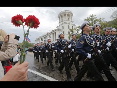 С Днем Черноморского Флота! Гимн Севастополя: "Легендарный Севастополь, неприступный для врагов..."