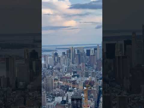 Stunning view of New York Cityscape from the Empire State Building!#empirestatebuilding #travel