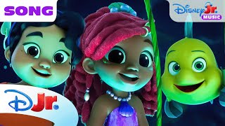 Disney Jr.’s Ariel "Spooky Season" Song 🎶 | The Little Mermaid 🧜🏾‍♀️ | @disneyjr