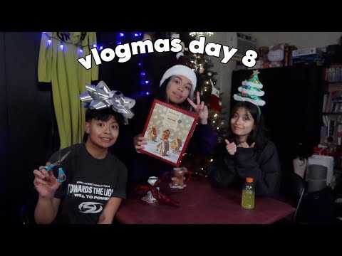 VLOGMAS DAY 8 🎄: building gingerbread houses + yap session