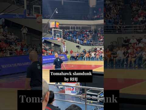 Tomahawk slamdunk by RHJ #tnttropanggiga #pba #basketball #pbalivetoday #rondaehollisjefferson #rhj