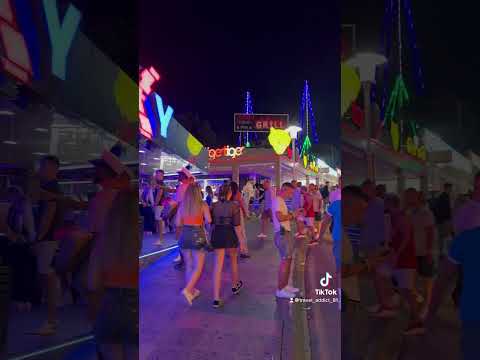 Magaluf at night | Mallorca | Spain #travel #nightlife #club