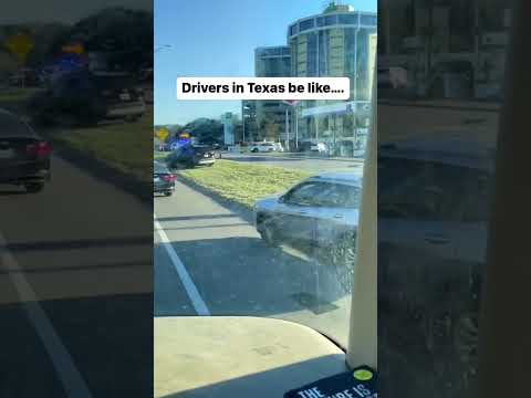 Only in Austin, Texas - Crazy Drivers #baddrivers #austintexas #texas #shorts