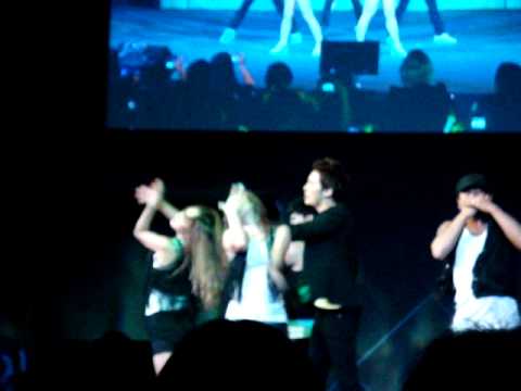 [Fancam] 17062011 Kim Hyung Jun Singapore Fan Meet - Oh! Ah!