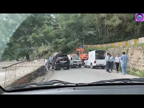 Traveling to Murree Point With Friends Group #murree #murreeview #murreeweather #murreetourism#viral