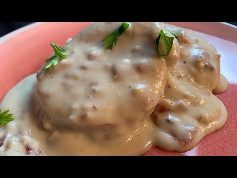 Buttermilk Biscuits with Bacon Gravy