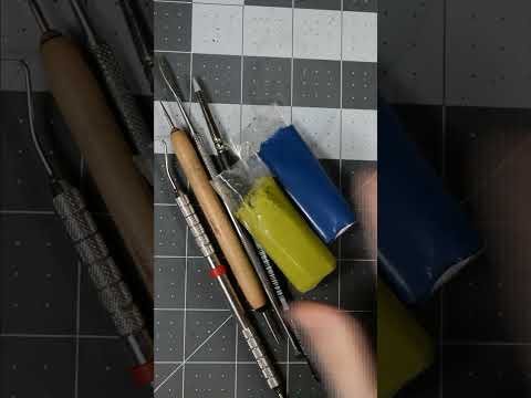 Kitbashing a Wolf Claw in 60 Seconds!