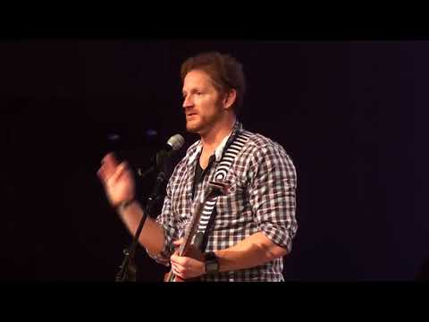 Tim Hawkins plays his version of Lynyrd Skynyrd's "Free Bird"! So GOOD!