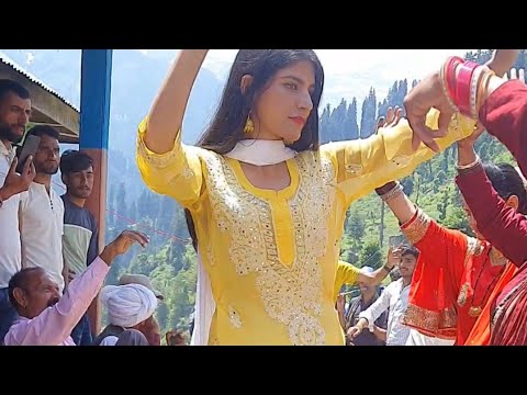 dance on bhalessi dhol /payal manhas