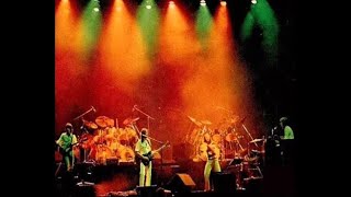 GENESIS - In that quiet earth / Afterglow (live in São Paulo 1977)