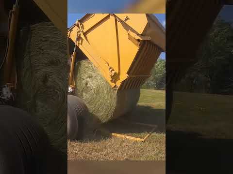 Spreading a little patriotism one bale of hay at a time! Net wrap sourced from Agzaga! #ANF