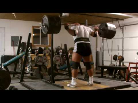 Lexington Plummer: 765 lbs x 2 Raw Squat attempt