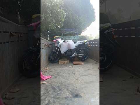 Bike Unloding video #bike #fz #motorcycle #unloading #mt15 #yamahafzs