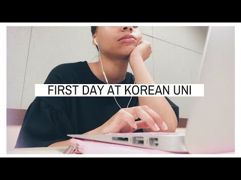 FIRST DAY AT A KOREAN UNIVERSITY 📚 // Korea Abroad