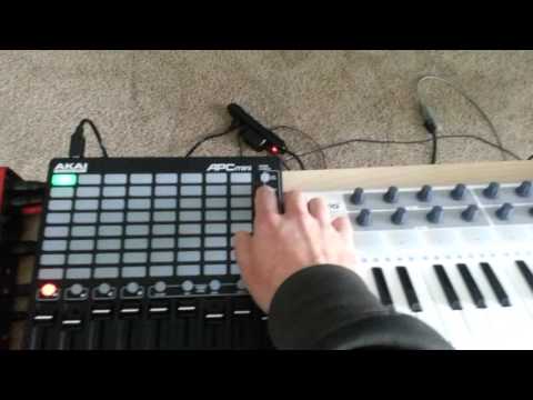 My Ableton Live Keyboard Rack w/ Focusrite Scarlett 6i6