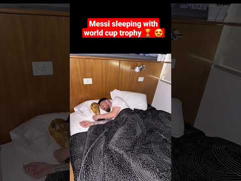 Messi sleeping with world cup trophy 🏆 #trending #football #worldcup #messi #fifa #fifaworldcup ❤