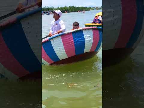 Spinning Boat Ride - Coconut Forest