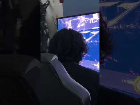 My friend playing rocket league