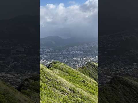 Breathtaking view of Honolulu from the crater summit of Diamond Head volcano in Oahu, Hawaii!