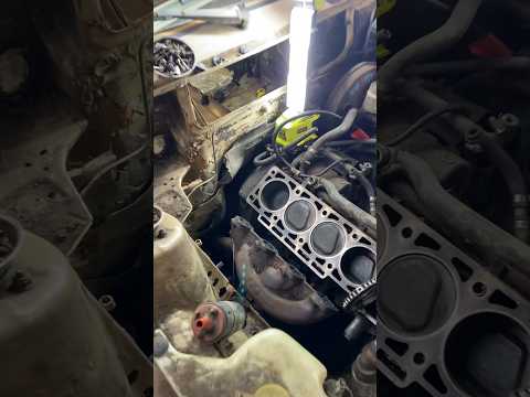 BMW E30 M10 Engine Block Cracked 😱