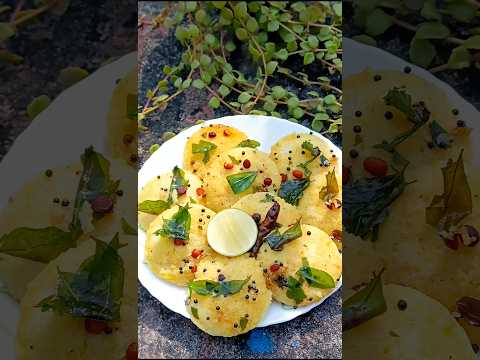 Idli fry in Madras style🍲🌴#viralshorts #idli #recipe #fry #cooking #youtubeshorts #southindian #food