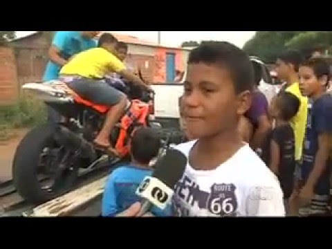 Natal Moto GP, 1ª MotoNoel - Autódromo de Goiânia, Crianças carentes, Entrega dos Presentes