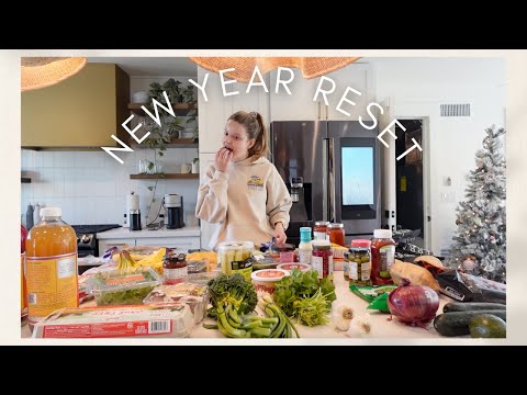 RESET WITH ME: deep cleaning, taking down christmas, healthy food haul + prep