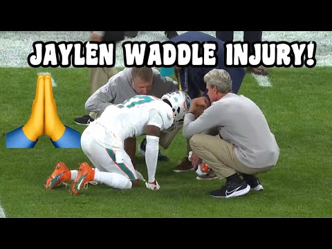 Jaylen Waddle KNEE INJURY Vs Chiefs 🚨😨  Dolphins vs Chiefs 2023 highlights