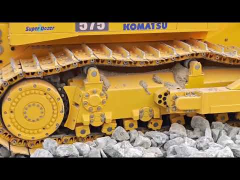 575 realistic tracks as it powers through tough terrain