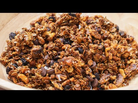 Homemade Honey Granola | You Will Never Buy Granola Again