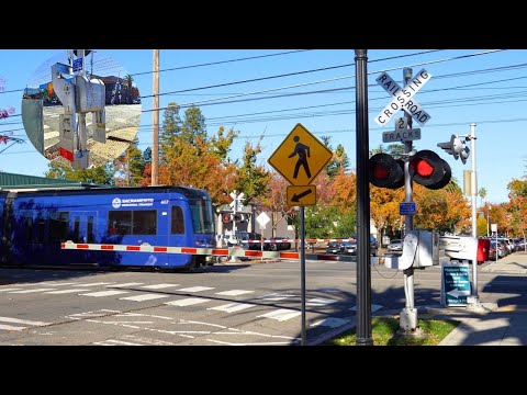 *New Gate Mech & Counter Arms*| 28th St. Railroad Crossing - SACRT Light Rail, Sacramento CA