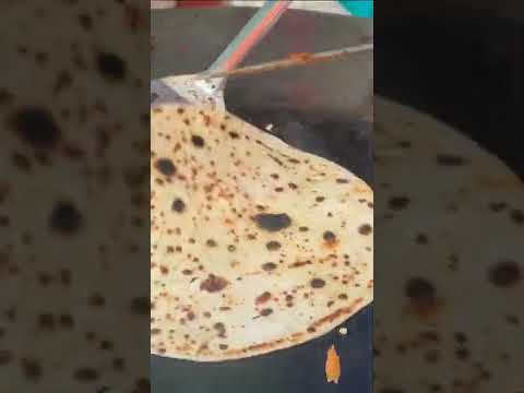 Street Food Around the World - 🔥 paneer kathi roll for breakfast in india