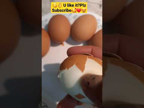 EggShell Removing😉😍 #asmr #asmrsounds #satisfying  #egg #eggcurry #viral #sowmikitchen123