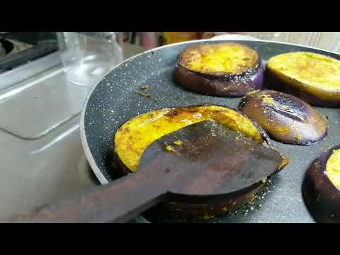 Must try Baingan Bhaja recipe!